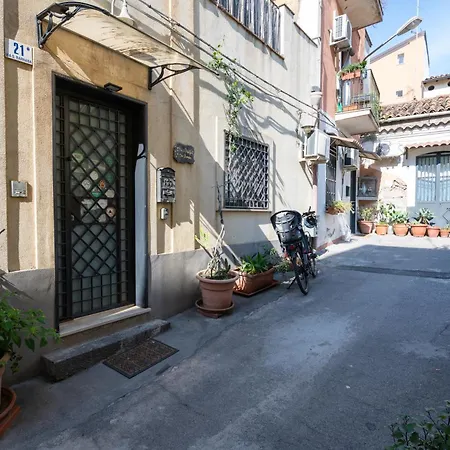 Bnb San Barnaba-3